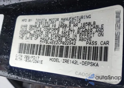 2012 Toyota Corolla S z USA, uszkodzony, nr VIN 5YFBU4EE2CP022942